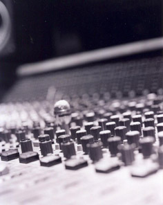 Amek Angela console alkback mic