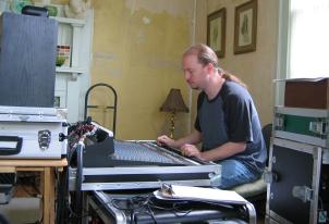 Chris Garges recording Gongzilla
